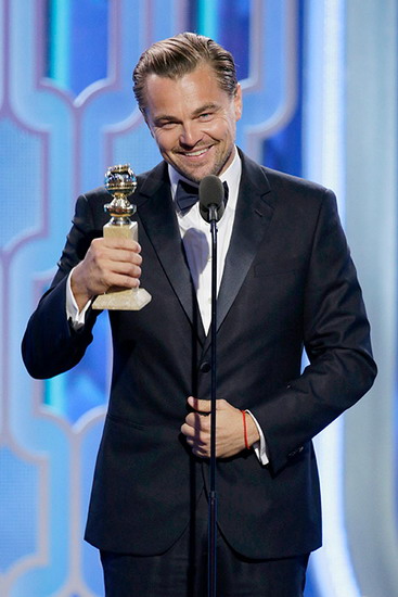 Leonardo DiCaprio nhận danh hiệu "Nam diễn viên chính xuất sắc phim chính kịch" với vai diễn trong "The Revenant".