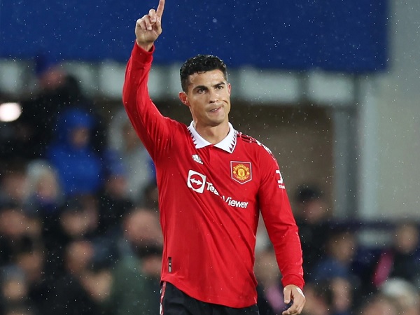 Chuyển nhượng sáng 10/10: Inter Miami ra giá mua Ronaldo